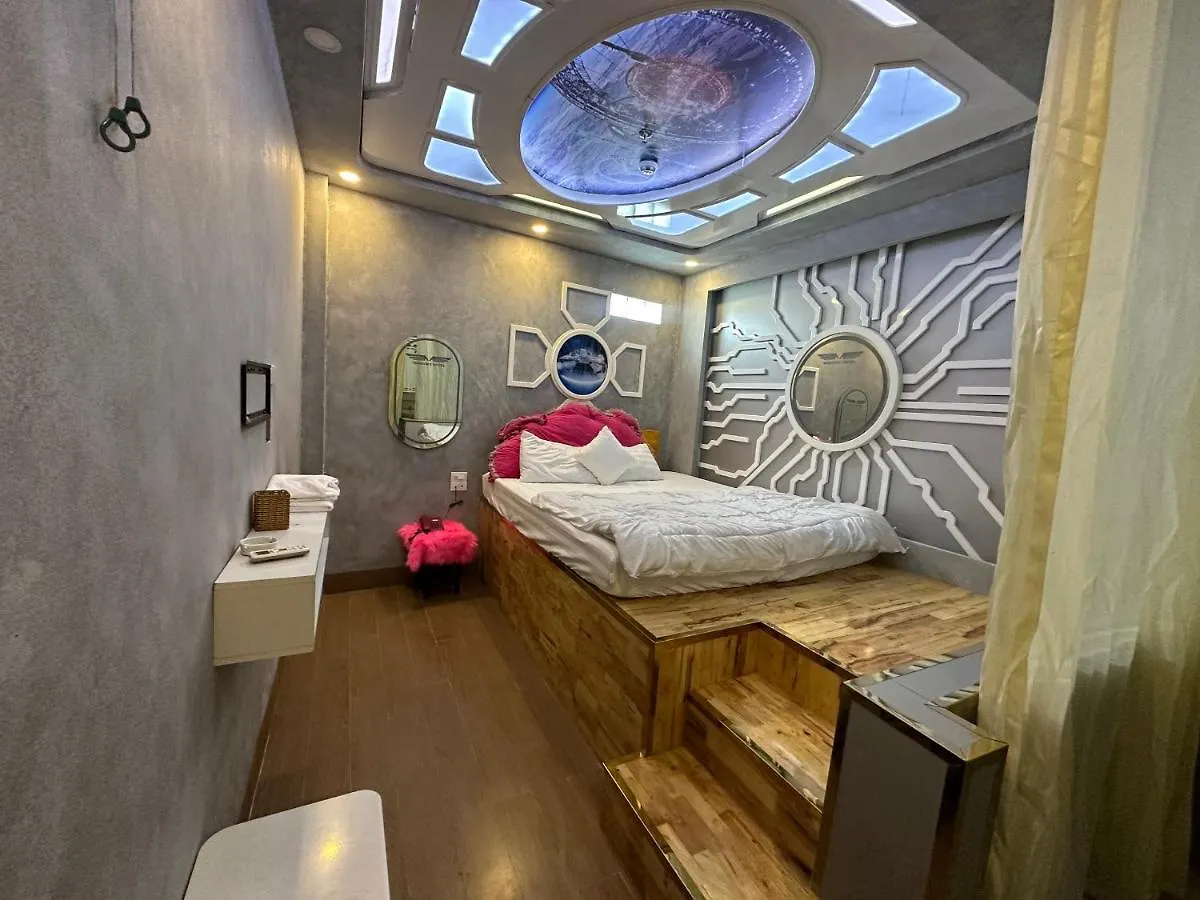 Khach San Tinh Yeu Hotel Ho Chi Minh City 0*,  Vietnam